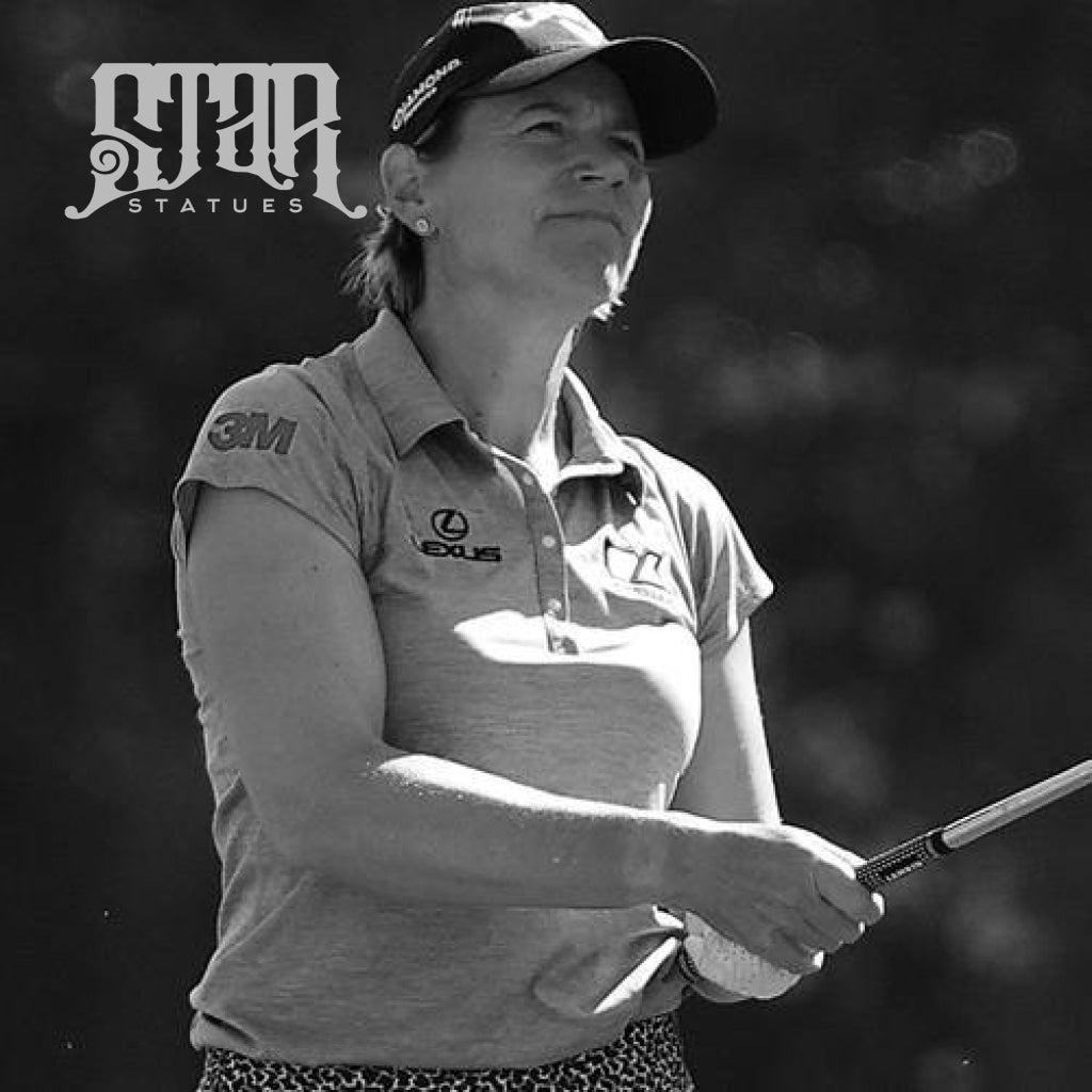 Annika Sörenstam Bronze Golf Statue - Star Statues