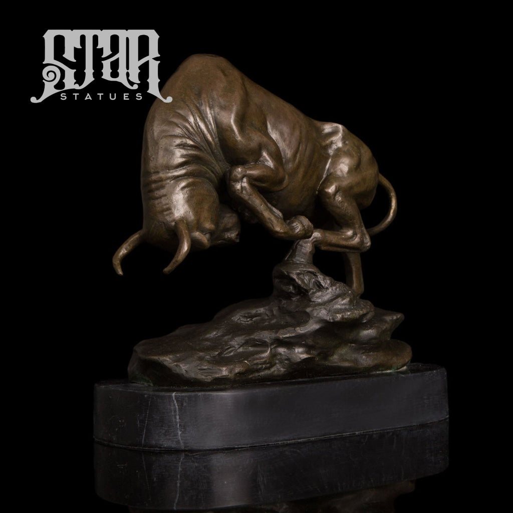 Charging Bull | Animal and Wildlife Sculpture | Bronze Statue - Star Statues