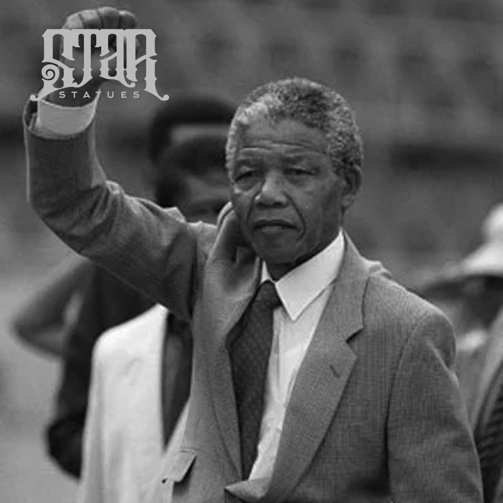 Nelson Mandela Bronze Statue - Star Statues