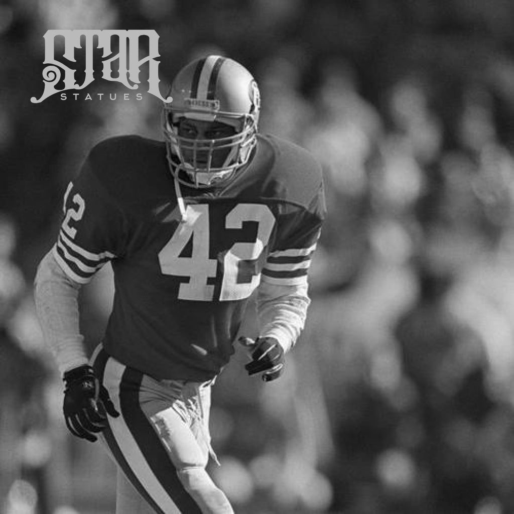 Ronnie Lott Bronze Statue - Star Statues